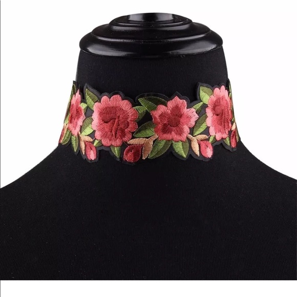 🌹NWT Ladies Rose Choker - Picture 6 of 8